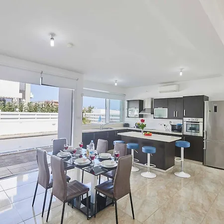 Villa Protaras Pearl 18 Paralímni