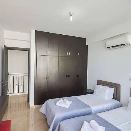 Protaras Pearl 18 * Paralimni
