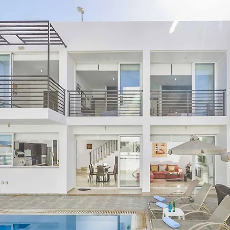 Protaras Pearl 18 *